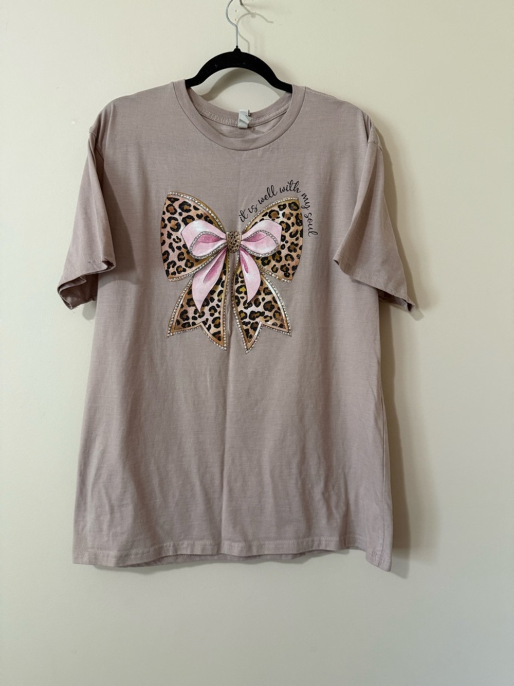 Taupe Short Sleeve Tee with Leopard Bow Graphic. PTP 24.